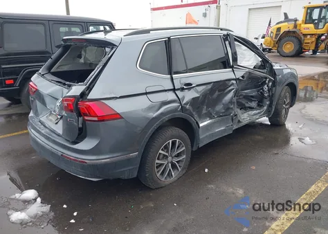 2020 Volkswagen Tiguan 2.0T Se/2.0T Se R-Line Black/2.0T Sel z USA, uszkodzony, nr VIN 3VV2B7AX5LM015619